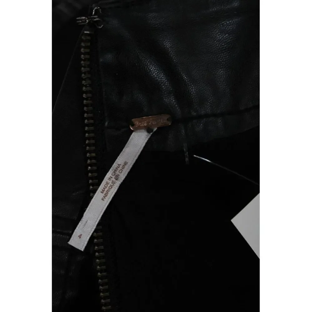 Free People Women Black Mini Skirt Polyurethane Zip Closure Size 4